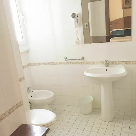 A&c Much Πανσιόν Ρώμη