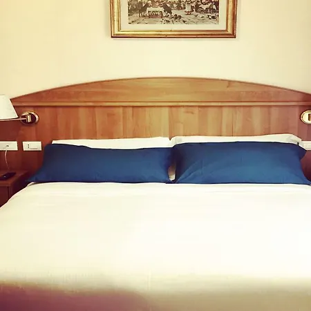 Πανσιόν A&c Much 2*