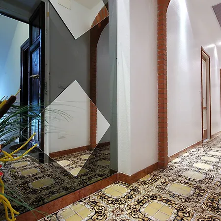 ゲストハウス A&c Much ローマ